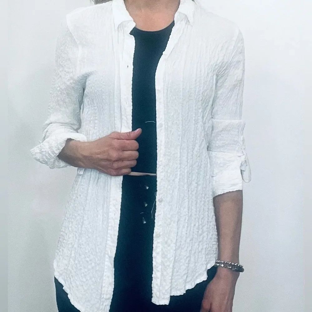 Jane and Delancey White Textured Button-Down Tie-Front Shirt